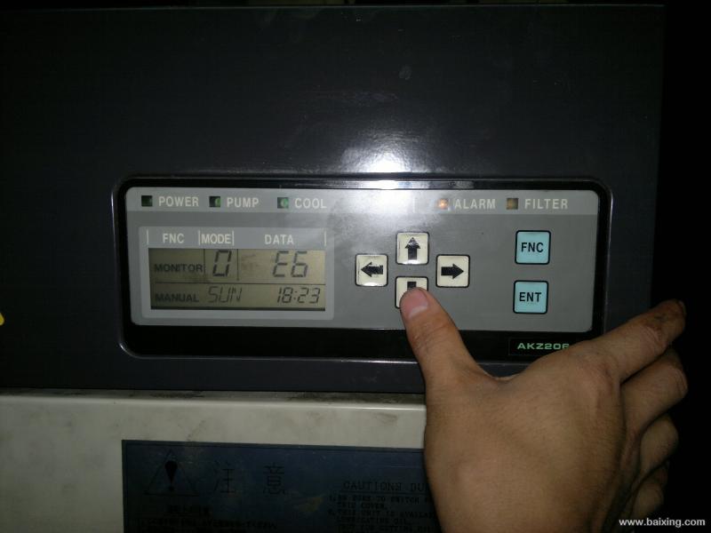 波音特油冷机维修 波音特油冷机面板出现COM故障灯的原因及处理方法